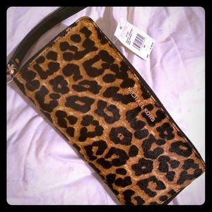 Michael Kors Jet Set Continental Wallette